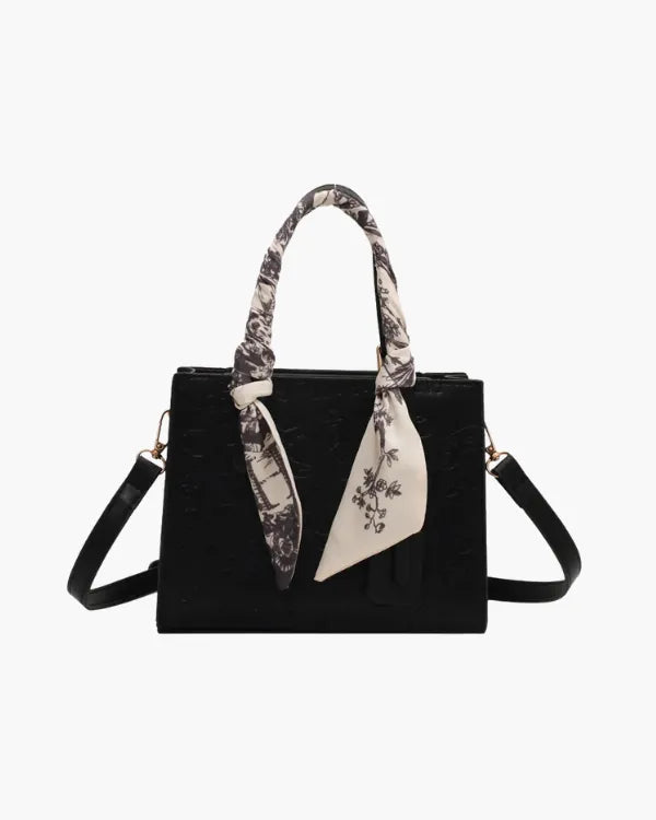 Old Money Crossbody – Structured Design